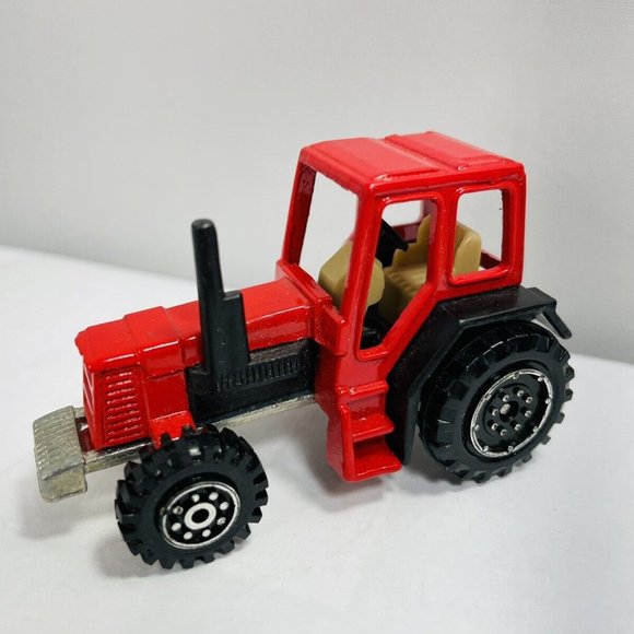 Vintage WELLY Red Die Cast Metal Toy Vehicle Farm Tractor No. 9131 - Picture 6 of 11